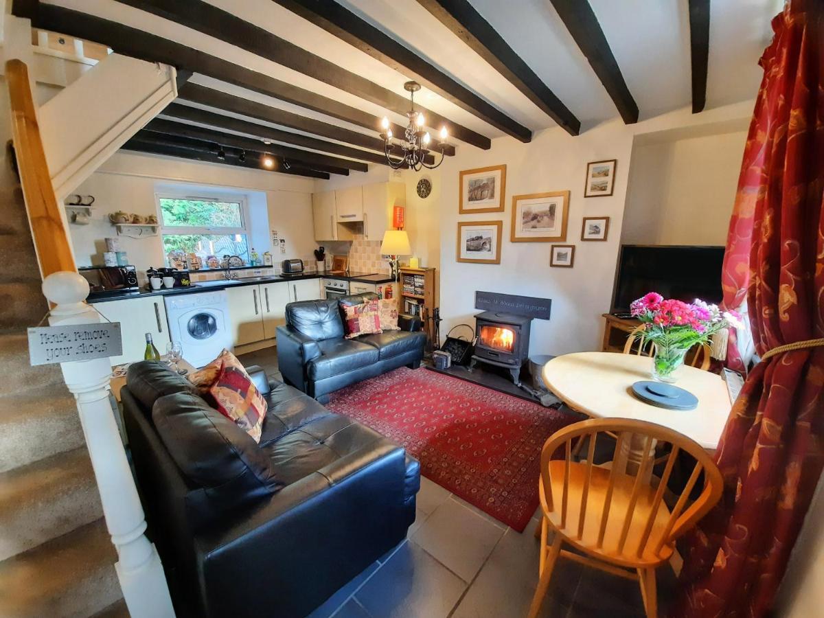 Bwthyn Ger Afon Riverplace Cottage Блайнай-Фестиниог Экстерьер фото
