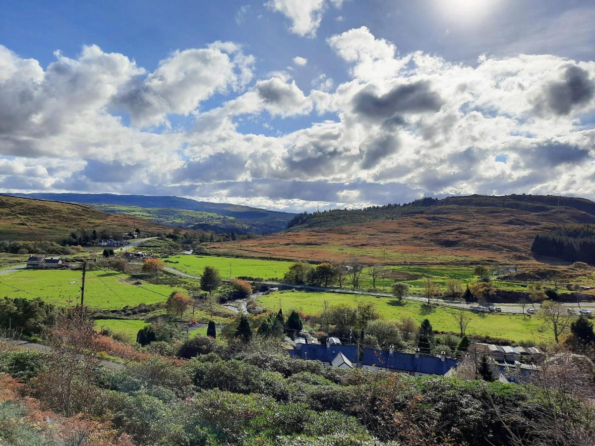 Bwthyn Ger Afon Riverplace Cottage Блайнай-Фестиниог Экстерьер фото